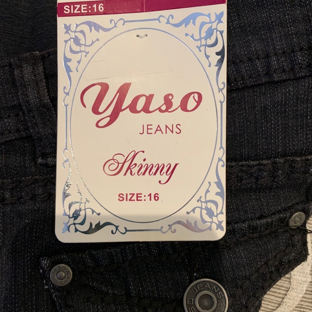 NWT - YASSO BRAND CAPRIS - Picture 7 of 7